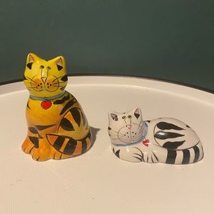 Whimsical Cat Salt and Pepper Shakers